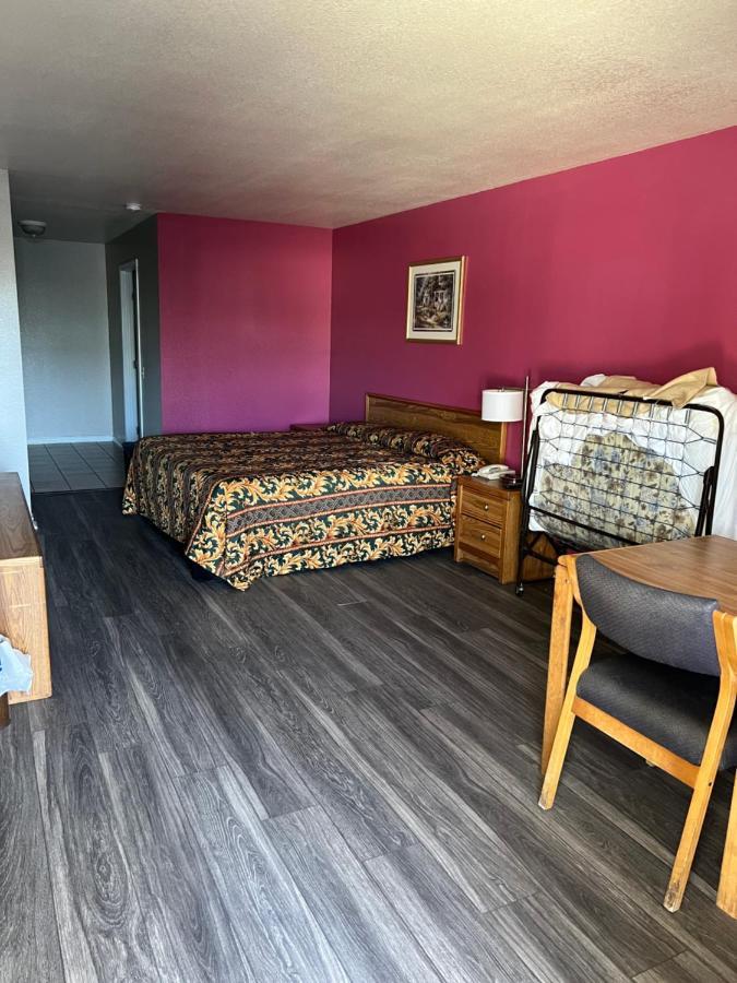 Country Inn Motel San Antonio Zewnętrze zdjęcie